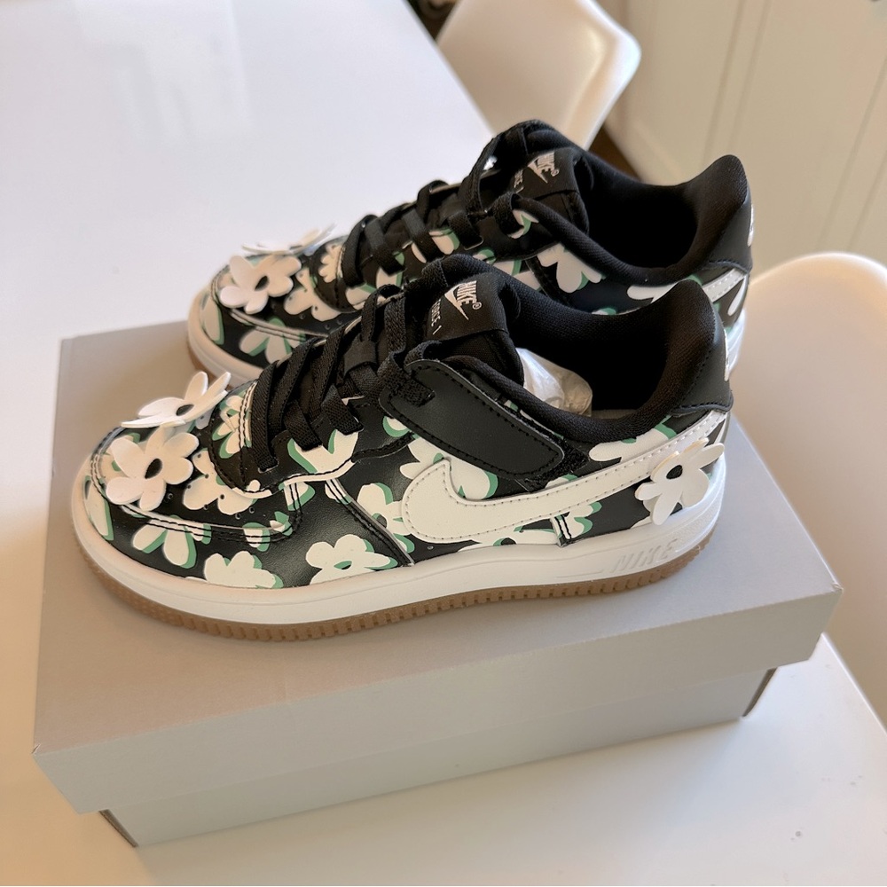 Nike Air Force 1 Spring Green